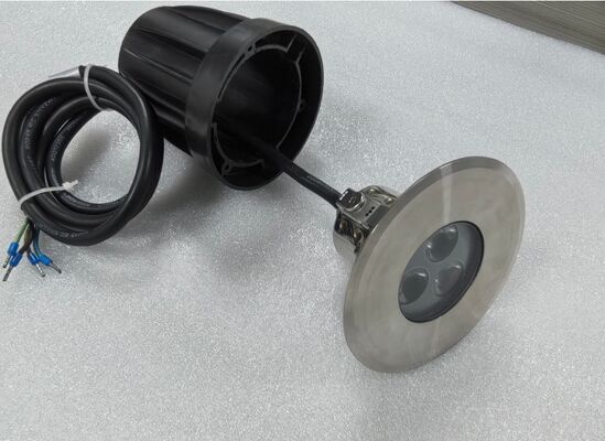 100 lmw LED-Pool-Strahler 98mm x 88mm Langlebige wasserdichte Außenbeleuchtung für Geschäfts- und Wohnbecken