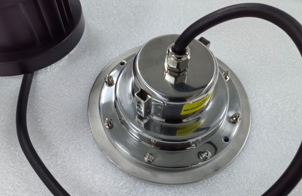 Strom eingeschaltet und ausgeschaltet DMX Dali Fernbedienung LED Schwimmbadleuchten IP68 Wasserdicht 9 bis 18W Energieverbrauchsfähige Beleuchtungslösung